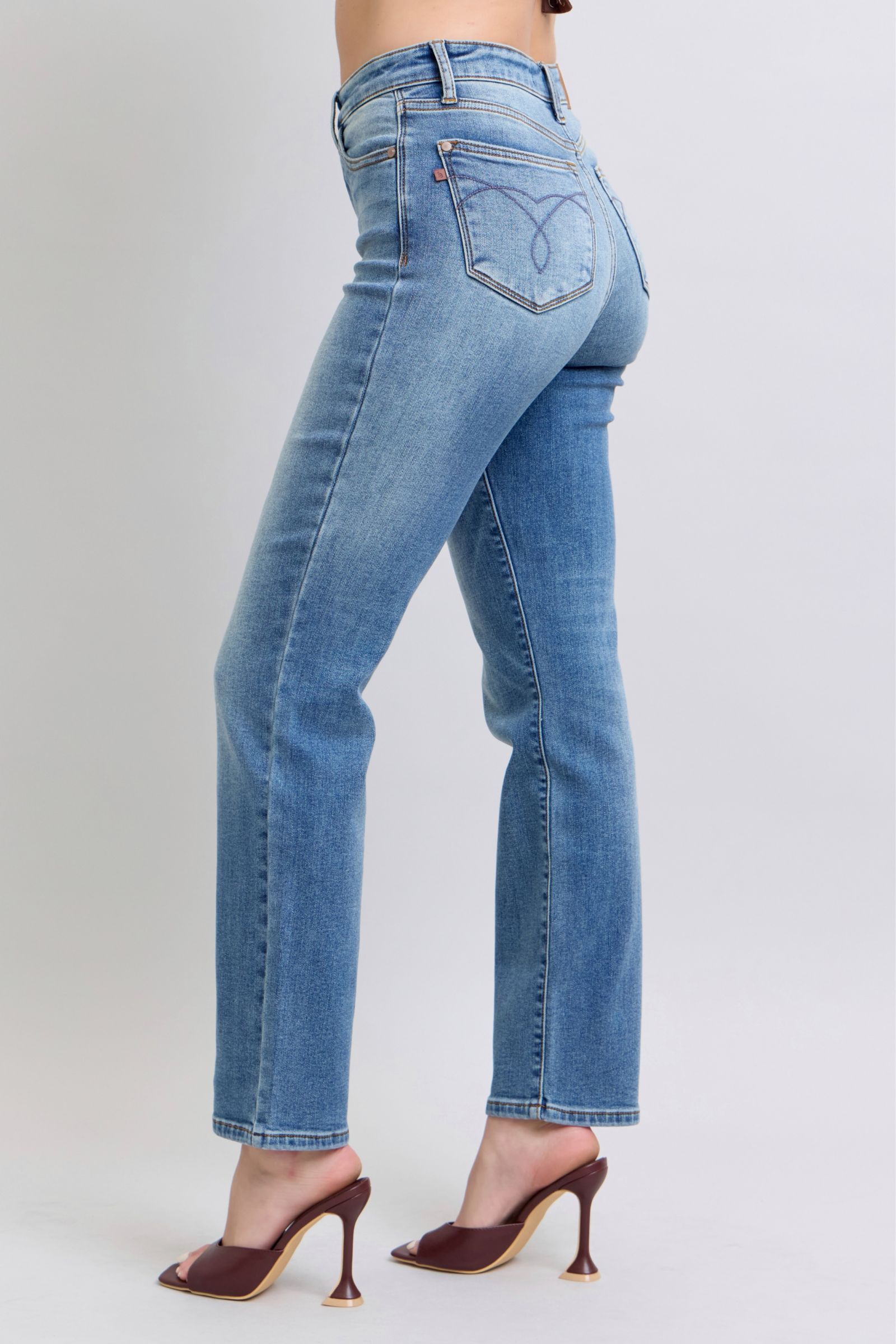 Judy Blue Full Size Run Vintage Wash Thermal Straight Jeans - NeoKira Unlimited