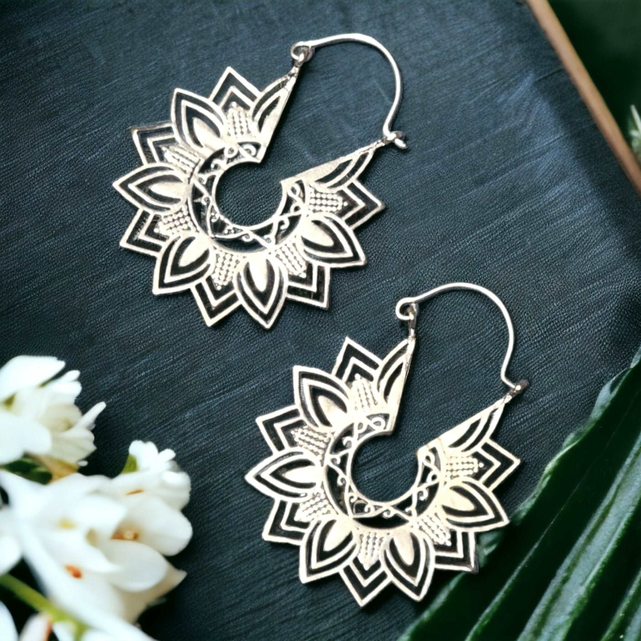 AASHVI Hoop Earrings NeoKira Unlimited   