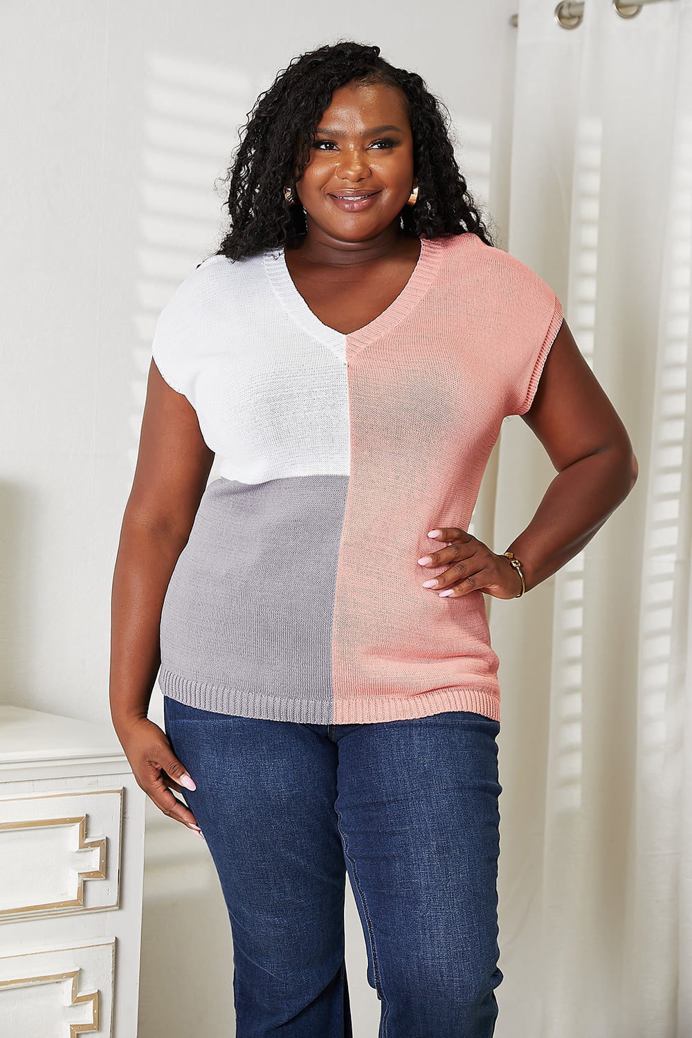 Color Block V-Neck Knit Top Top Trendsi   