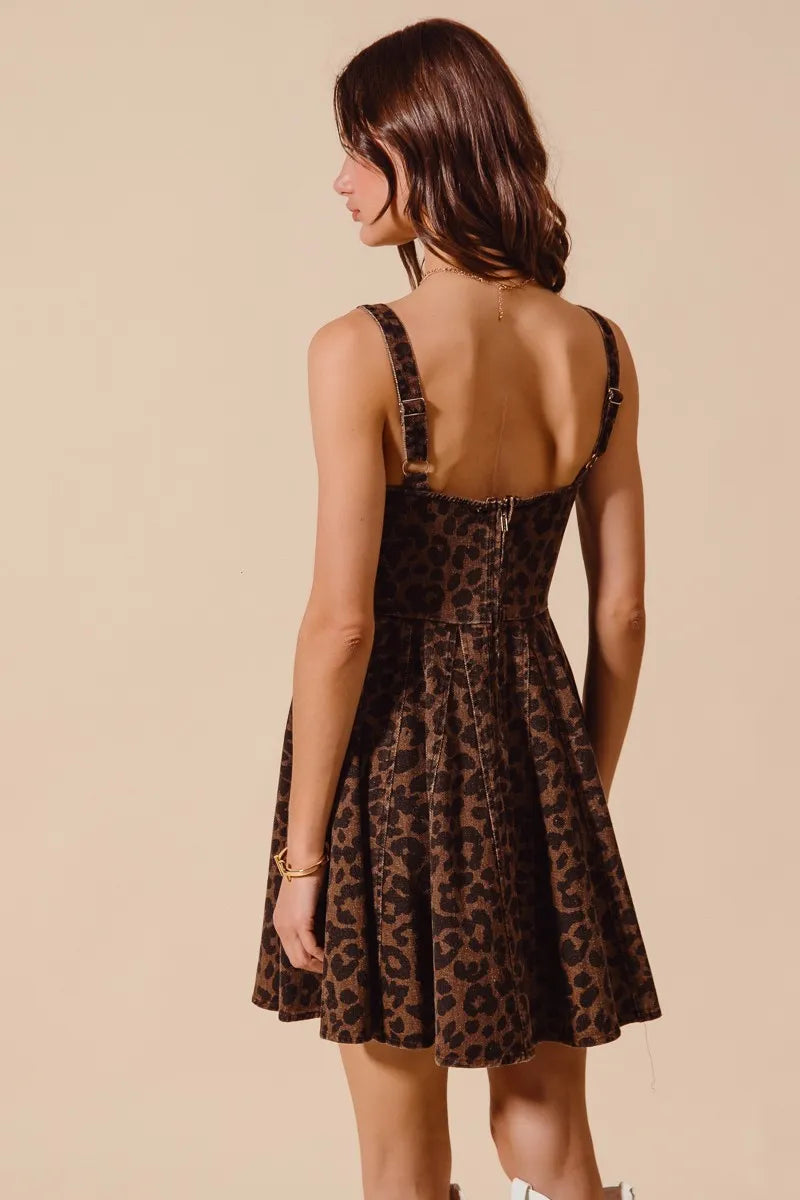 SO ME Leopard Print Flare Dress with Sweetheart Neckline Wild Chic Style - NeoKira Unlimited