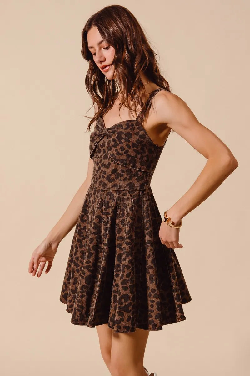 SO ME Leopard Print Flare Dress with Sweetheart Neckline Wild Chic Style - NeoKira Unlimited