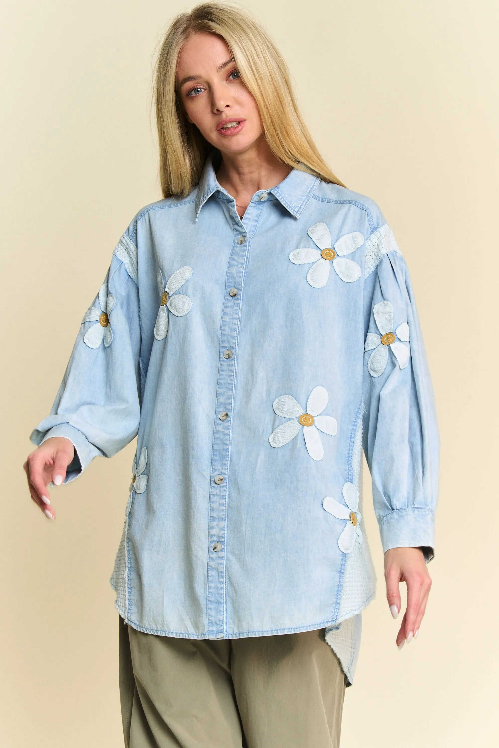 Davi & Dani Lightweight Washed Daisy Patch Waffle Knit Shirt - NeoKira Unlimited