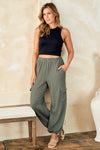 Pantalones cargo con textura acanalada de Hailey &amp; Co