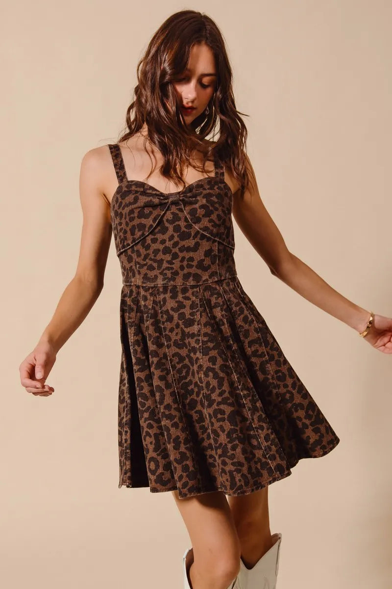 SO ME Leopard Print Flare Dress with Sweetheart Neckline Wild Chic Style - NeoKira Unlimited