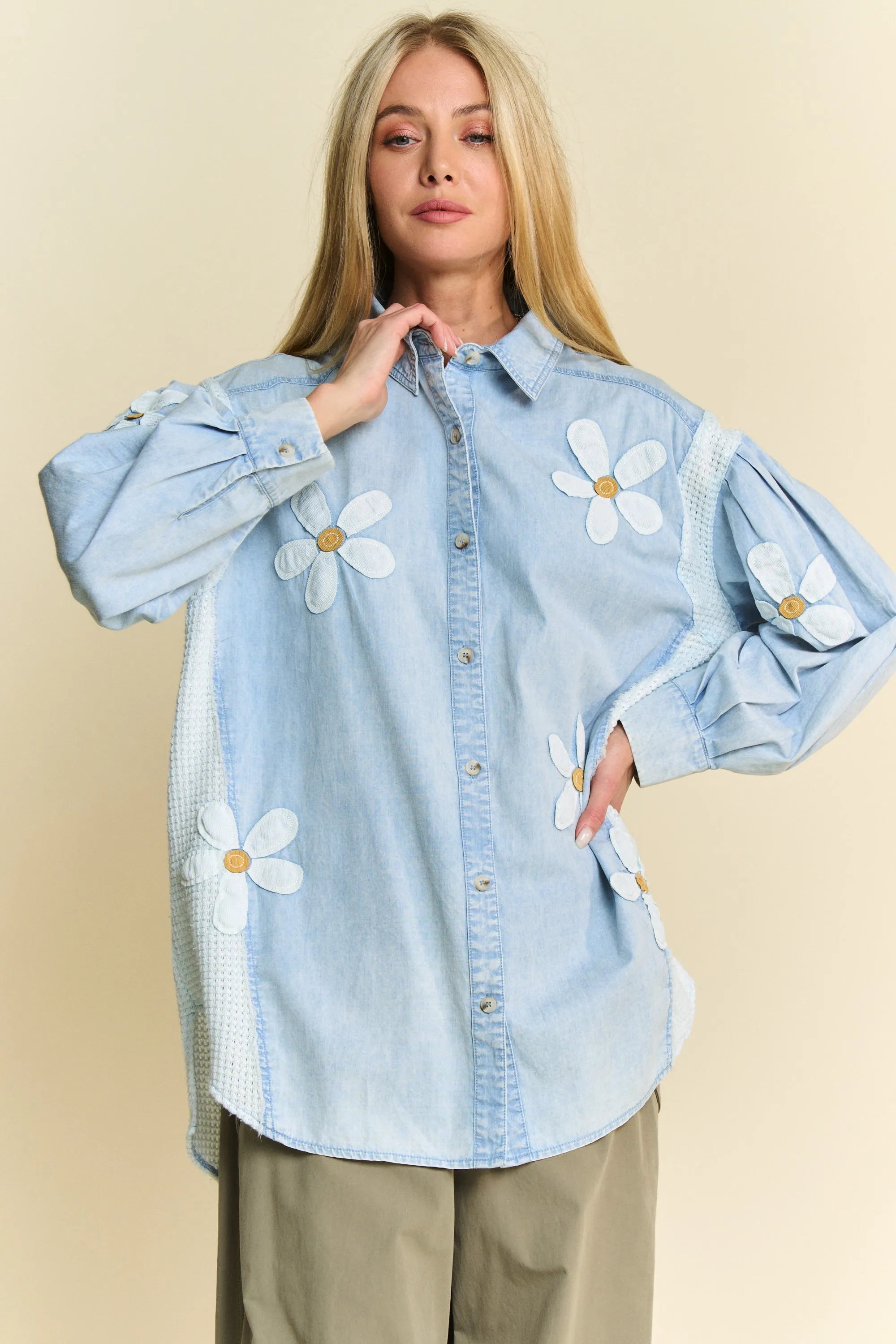 Davi & Dani Lightweight Washed Daisy Patch Waffle Knit Shirt - NeoKira Unlimited