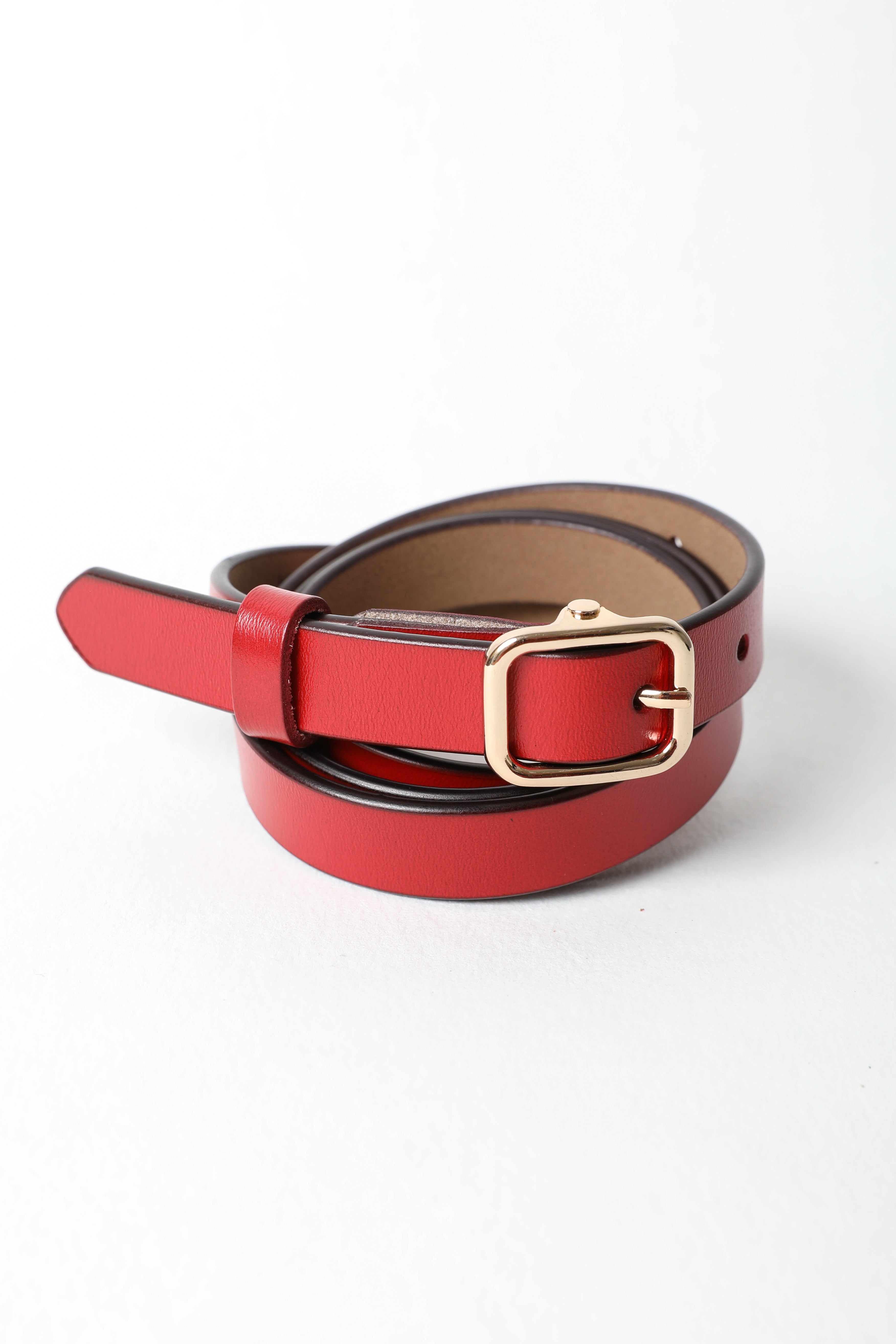 Versatile Skinny Leather Belt – Perfect for Any Outfit 💫 - NeoKira Unlimited