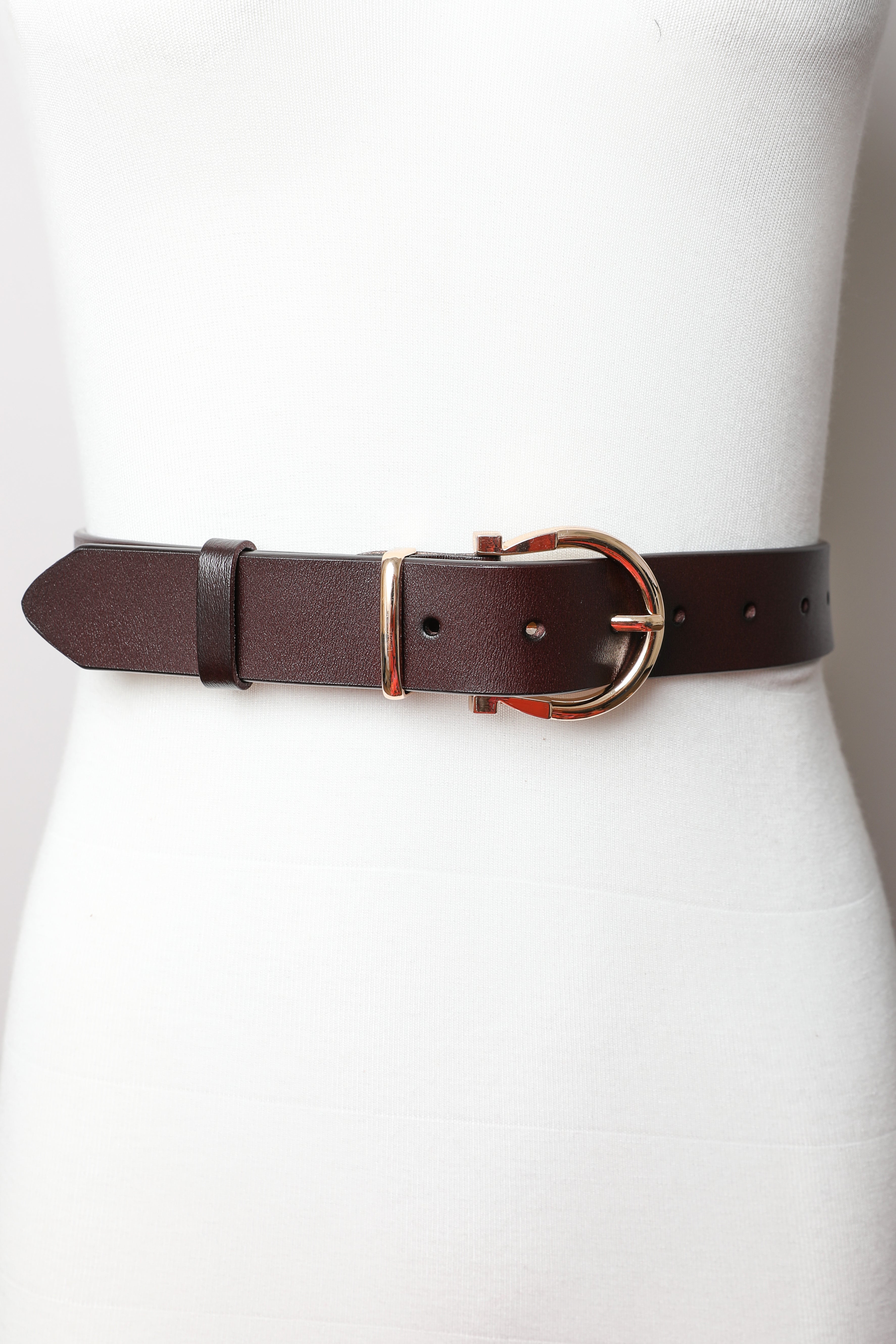 Chic Horseshoe Gold Buckle Belt – Western Style Vibes 🧲 - NeoKira Unlimited