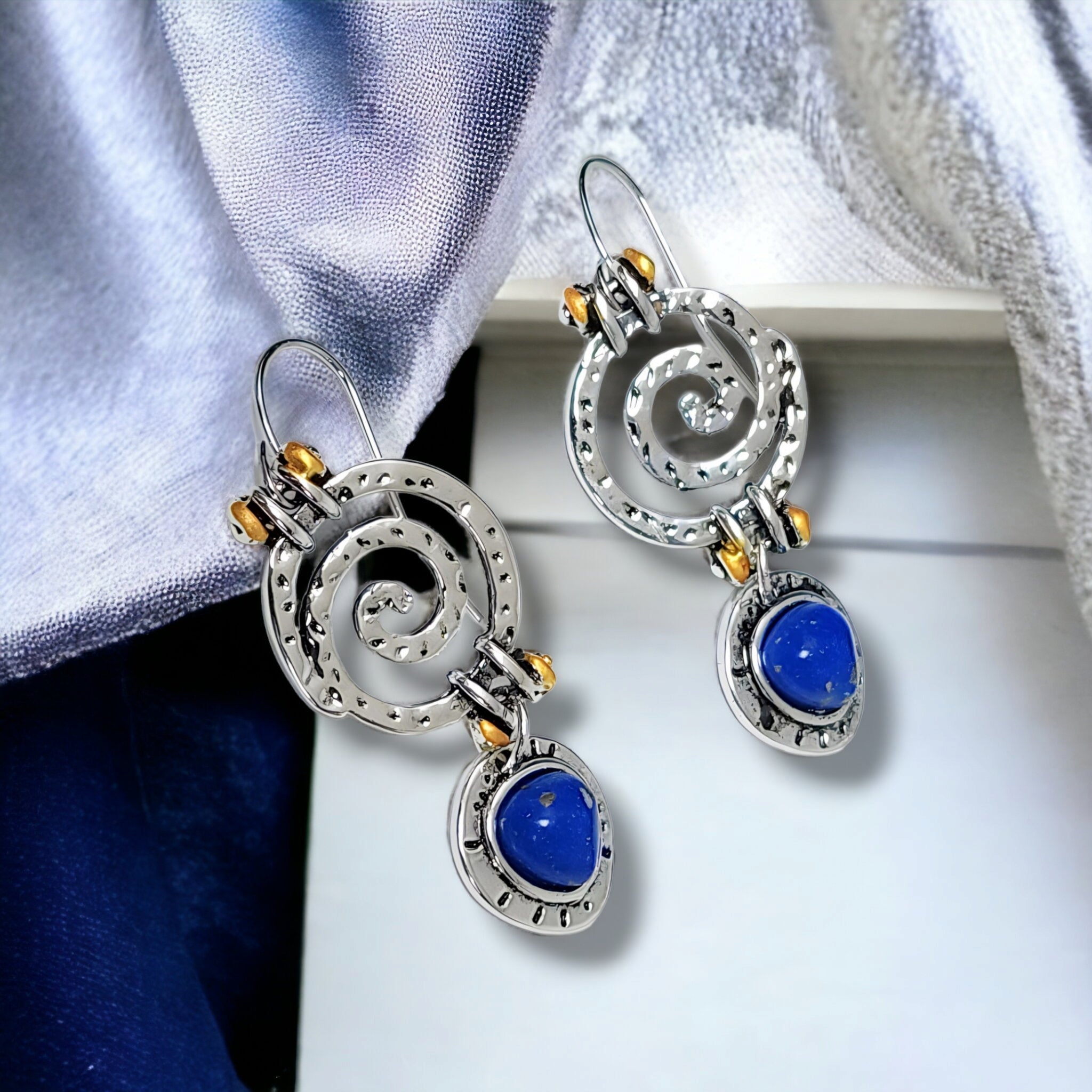 JAZZY Drop Earrings NeoKira Unlimited   