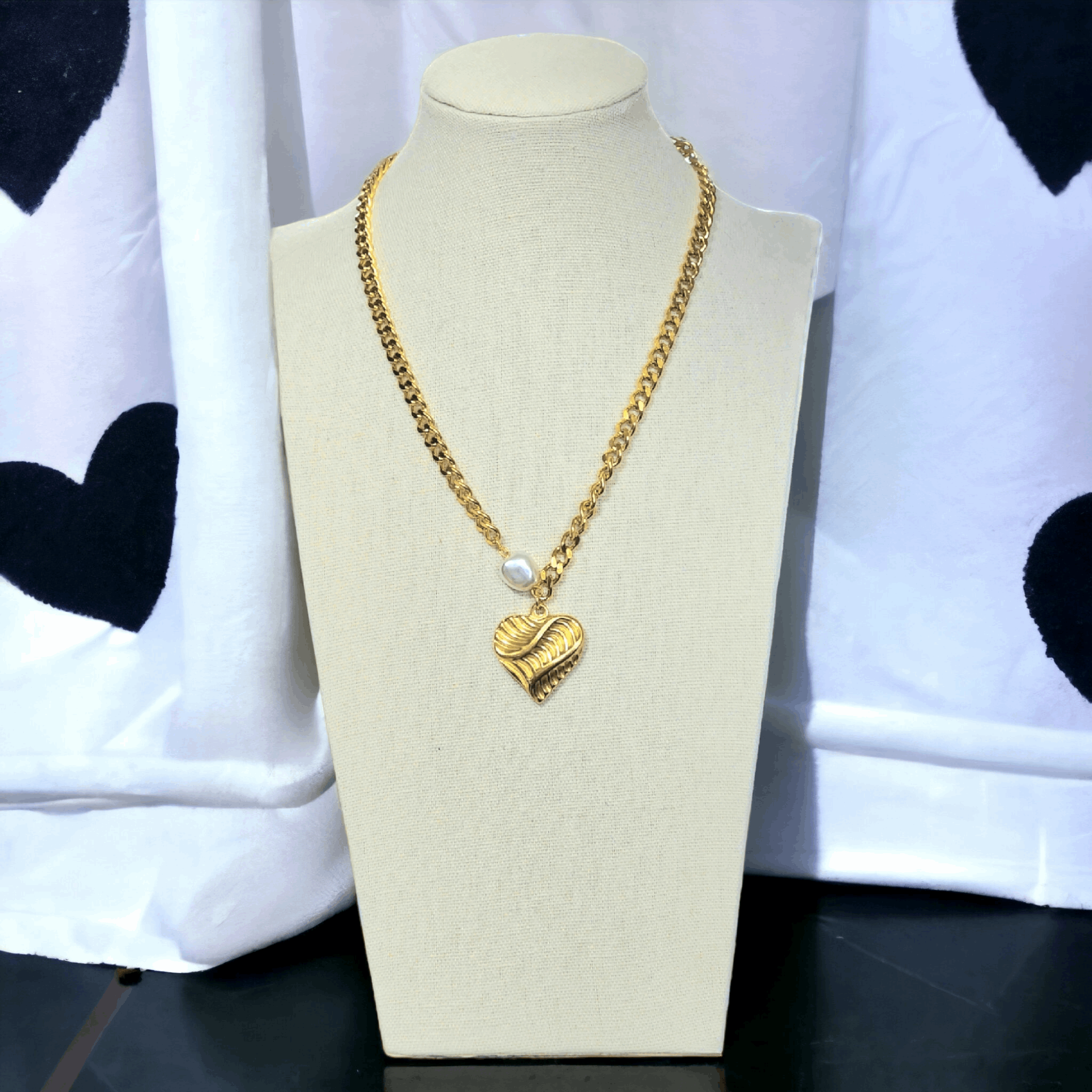 AMORE Chain and Pearls Necklaces NeoKira Unlimited   