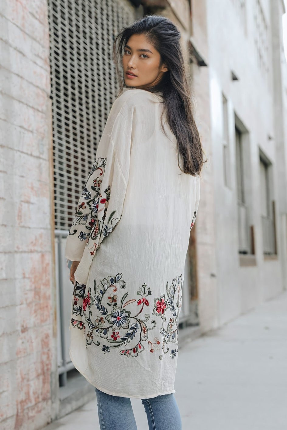 Long Floral Kimono Cardigan – Elegant and Versatile - NeoKira Unlimited