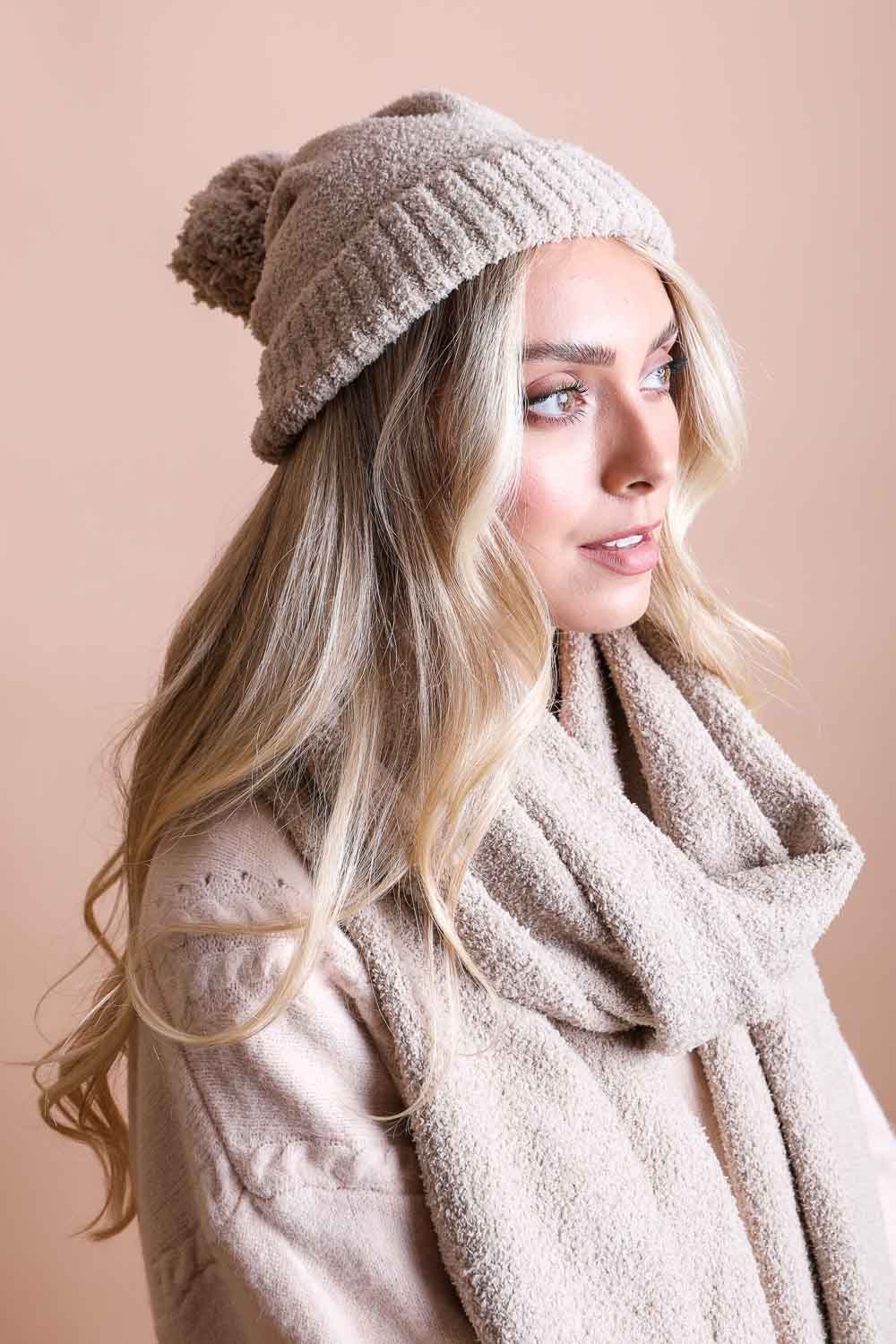 Boucle Pom Beanie Beanies Leto Collection Beige  