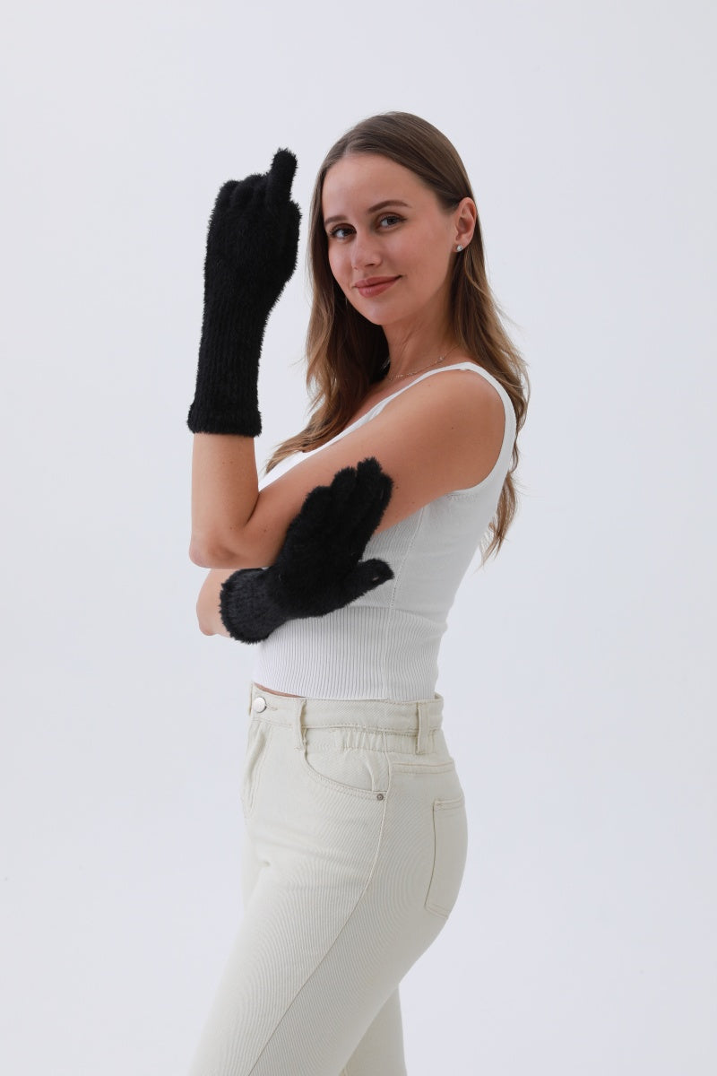 Luxuriously Soft Fleece Gloves – Warm, Fashionable Winter Must-Have - NeoKira Unlimited