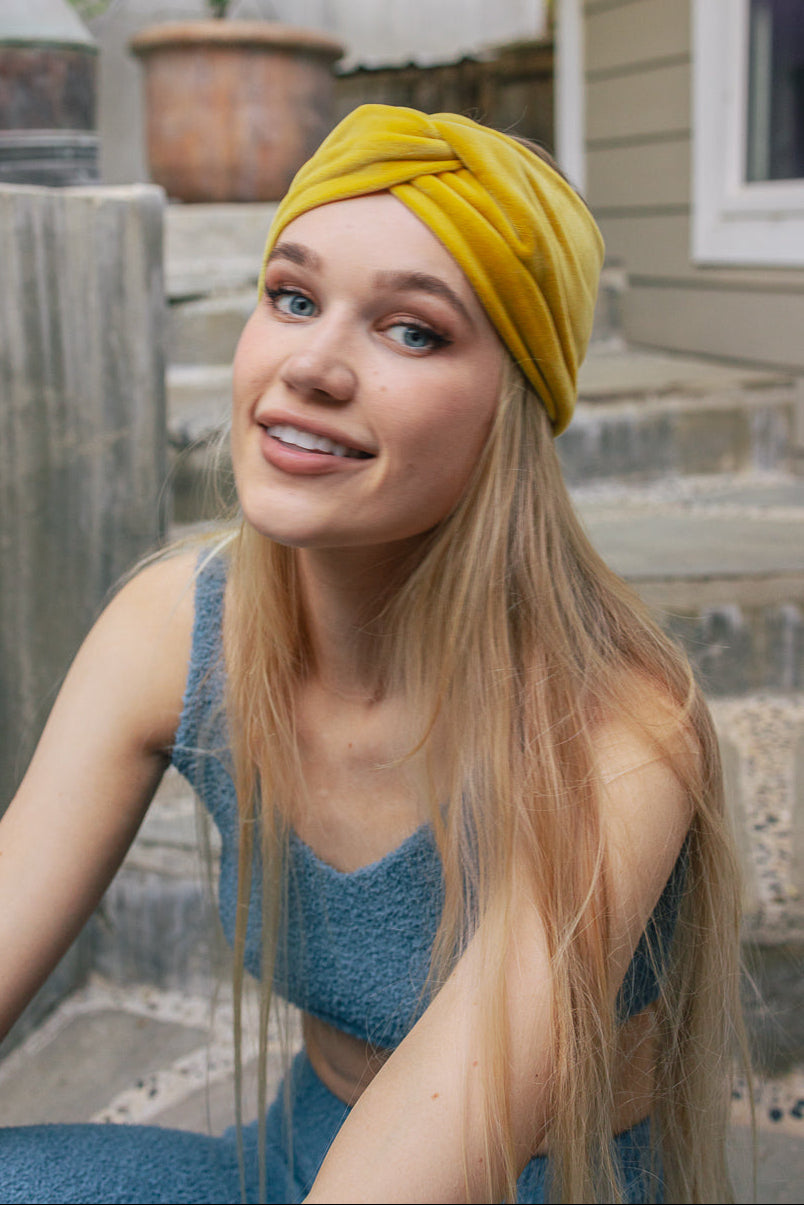 Super Soft Twisted Headbands – Plush Comfort & Style - NeoKira Unlimited