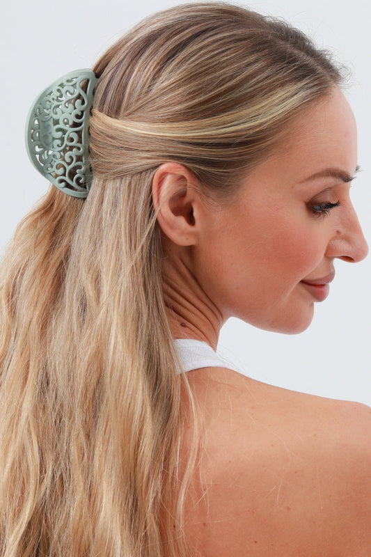 Openwork Engraving Hair Clip – New Fashion Detail 🌀 - NeoKira Unlimited