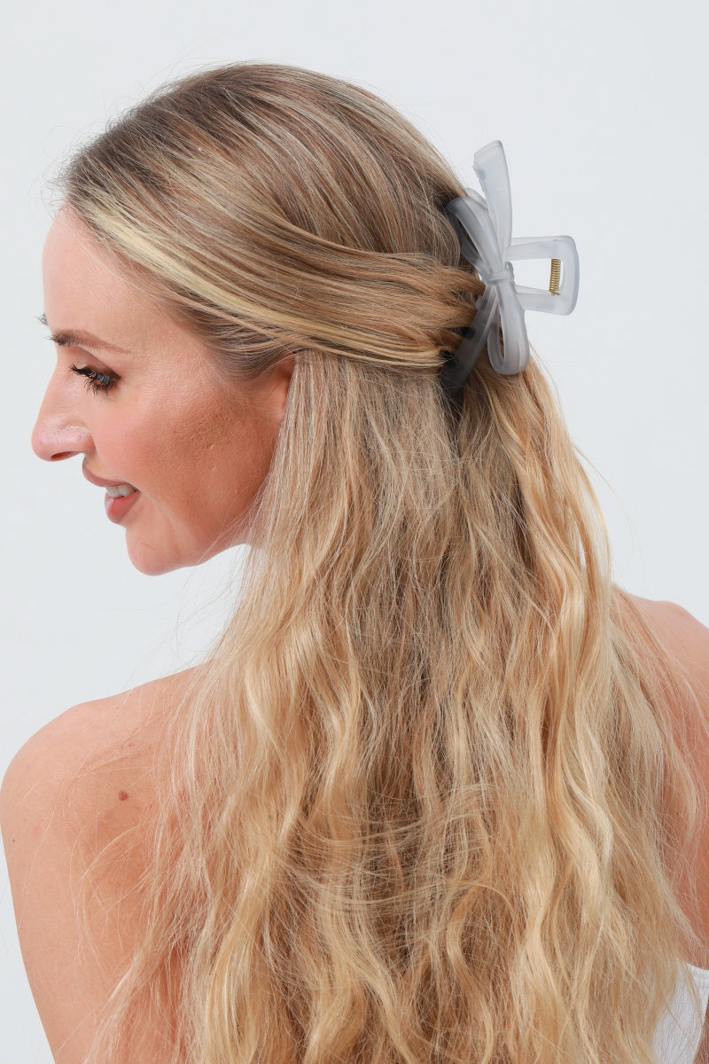 Solid Bow Hair Clip – Everyday Style Accent 🎀 - NeoKira Unlimited