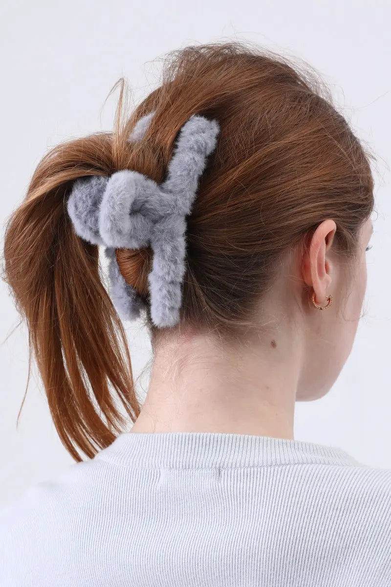 Soft Plush Hair Claw Clip Cozy Fuzzy Jaw Clip for Daily Use 🧸✨ - NeoKira Unlimited