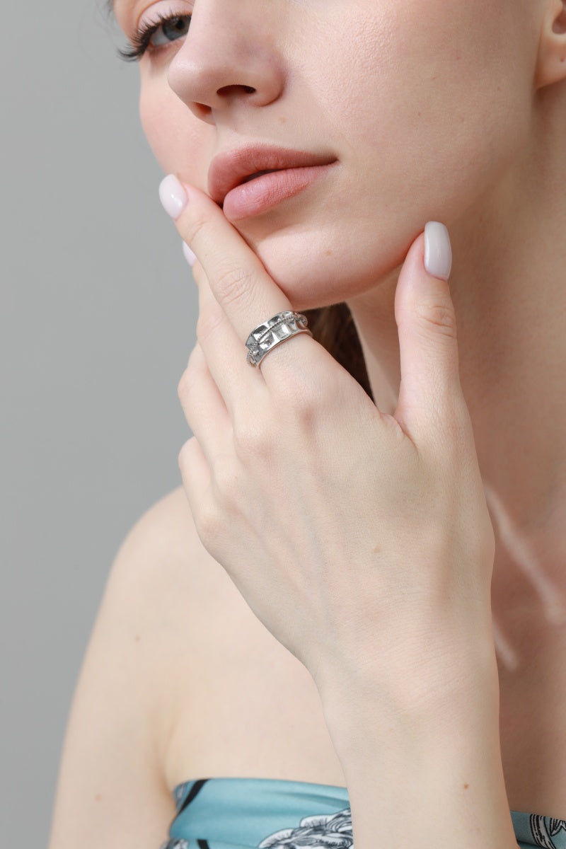 Open Knuckle Rings – Bold Finger Jewelry for Retailers ⛓️💍 - NeoKira Unlimited