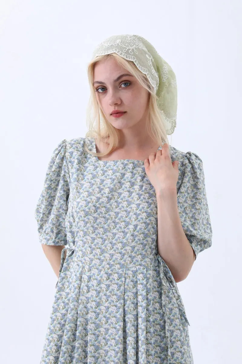 Boho Floral Embroidered Triangle Headscarf – Lightweight Casual Scarf - NeoKira Unlimited