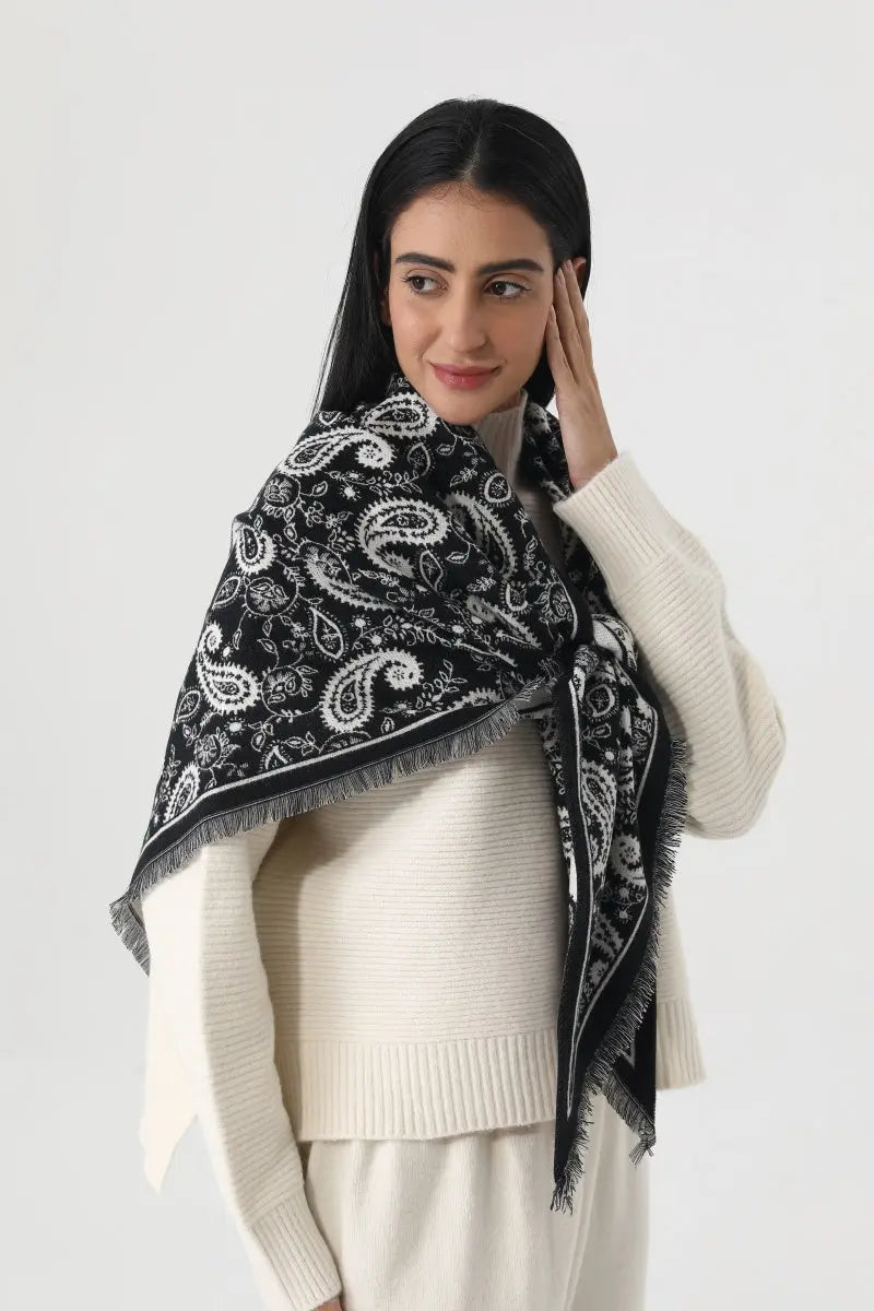 Women Paisley Print Tassel Triangle Warm Shawl Wrap 🪡🌼 - NeoKira Unlimited