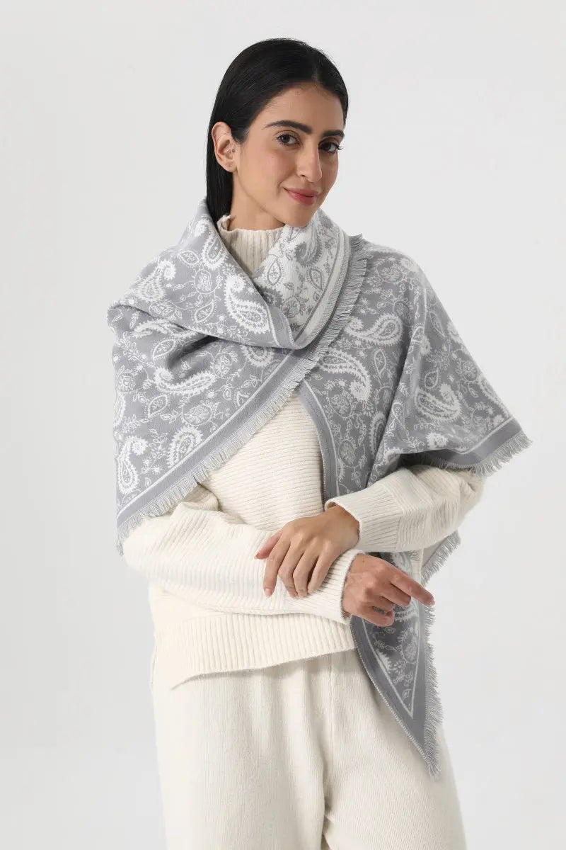 Women Paisley Print Tassel Triangle Warm Shawl Wrap 🪡🌼 - NeoKira Unlimited