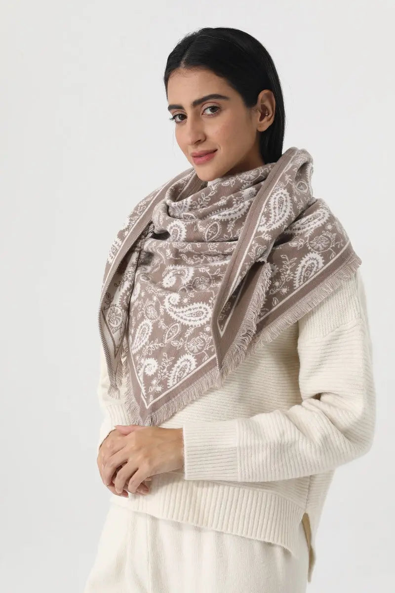 Women Paisley Print Tassel Triangle Warm Shawl Wrap 🪡🌼 - NeoKira Unlimited