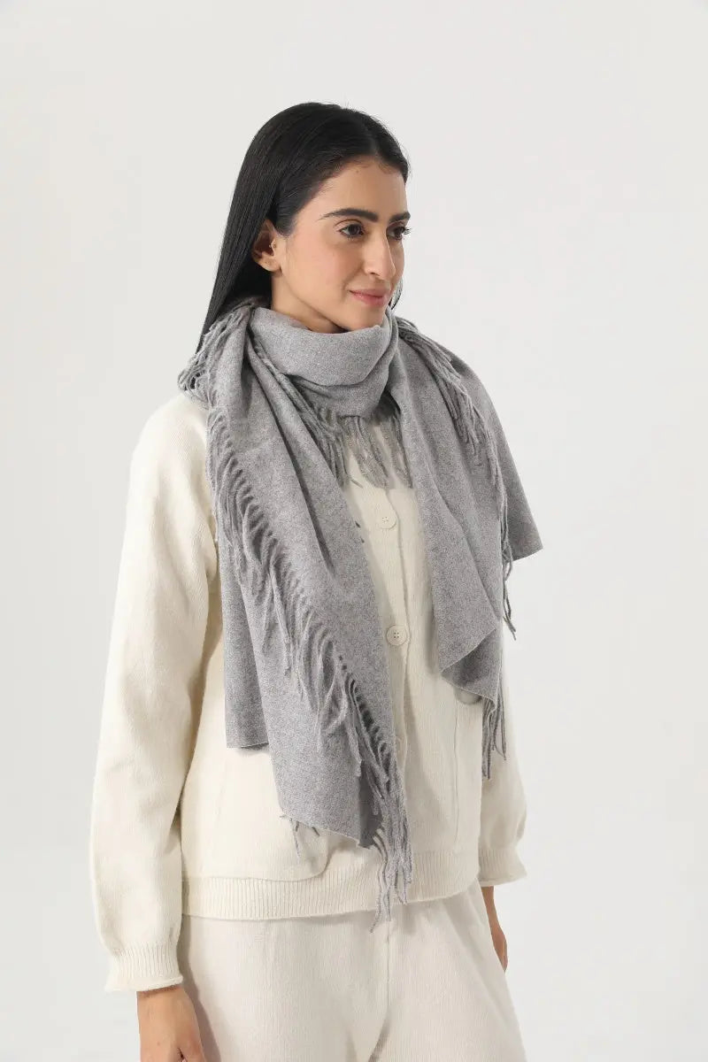 Solid Color Tassel Women Soft Thick Warm Winter Shawl 🧸🧣 - NeoKira Unlimited