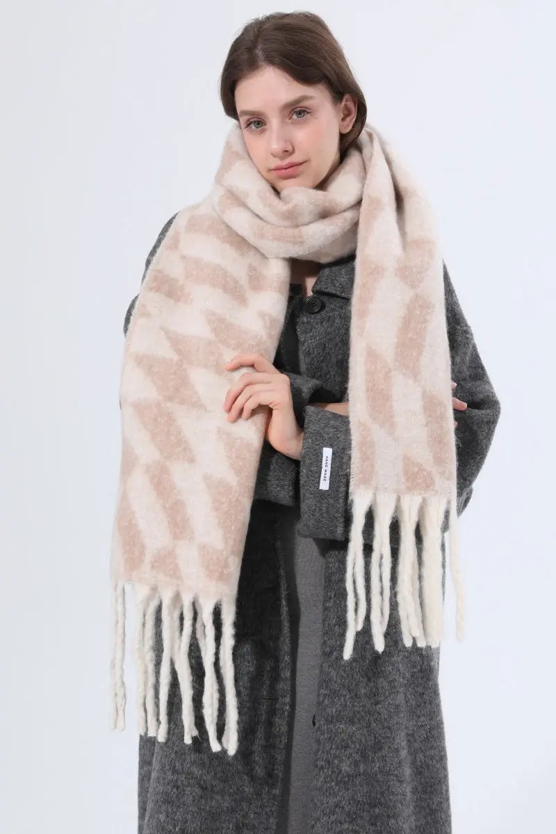 Women Abstract Diamond Check Tassel Scarf Soft Thick Winter Wrap Shawl 🧣✨ - NeoKira Unlimited