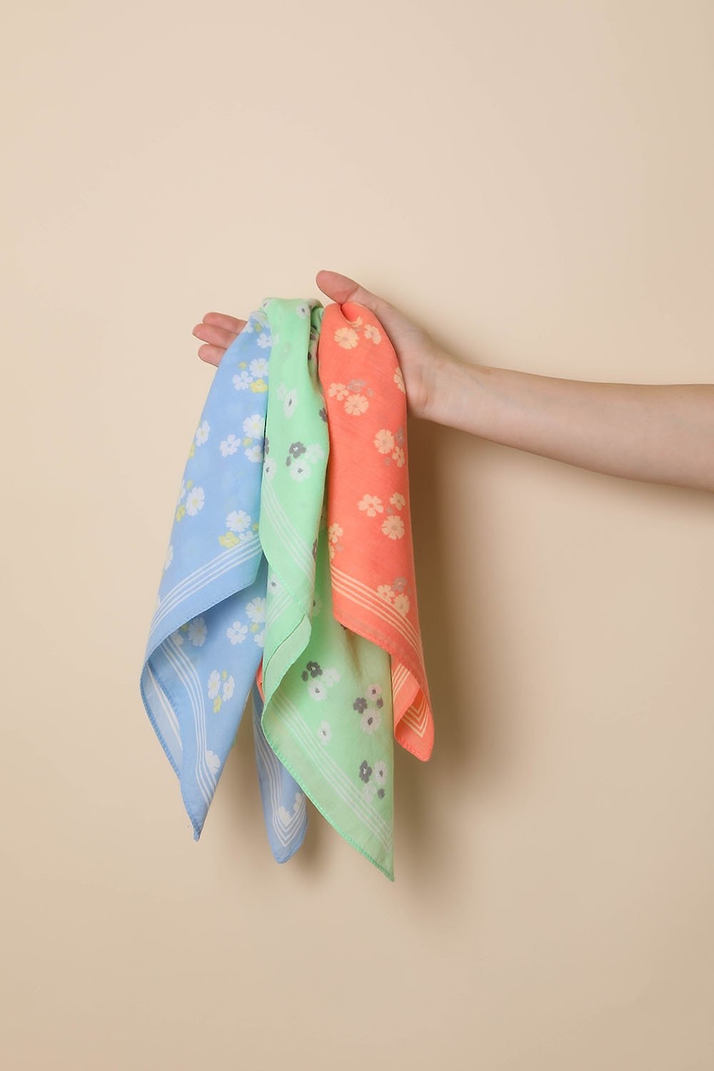 Dainty Flower Bandana - NeoKira Unlimited