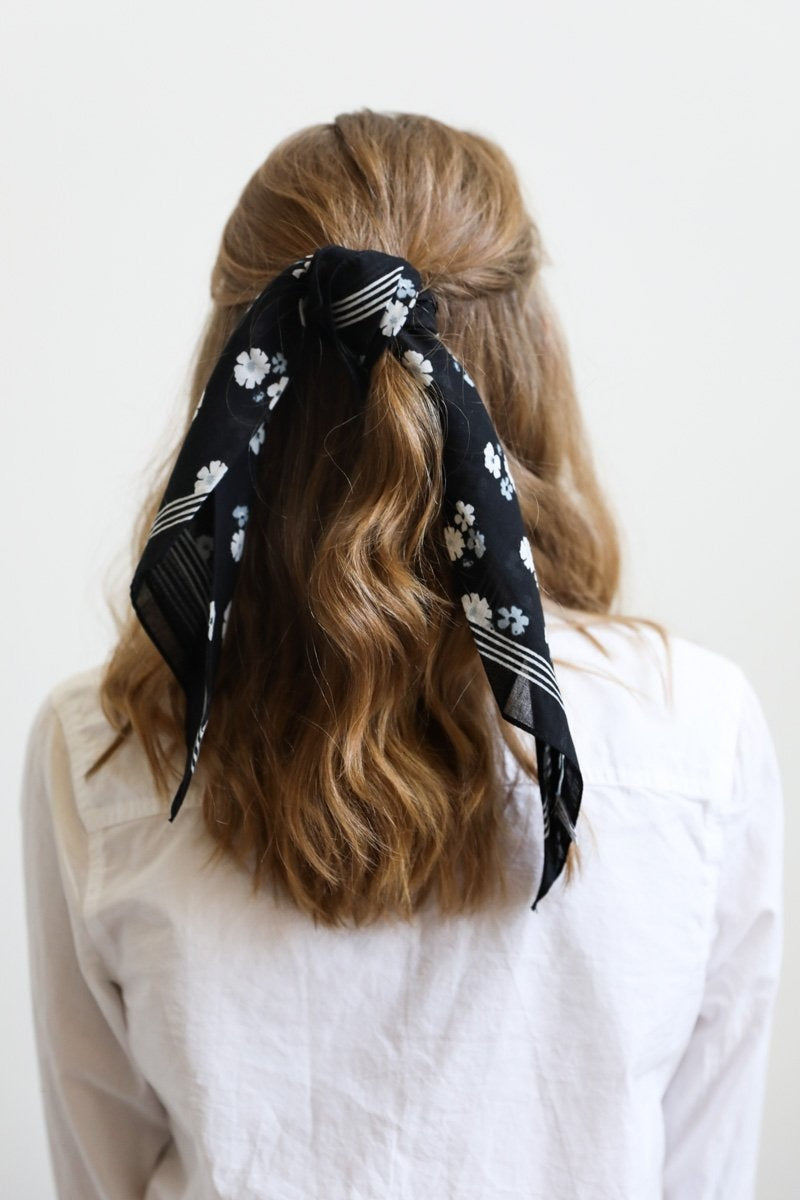 Dainty Flower Bandana - NeoKira Unlimited