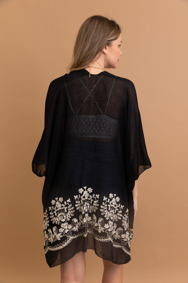 Enchanted Bloom Embroidered Kimono Kimono Leto Collection   