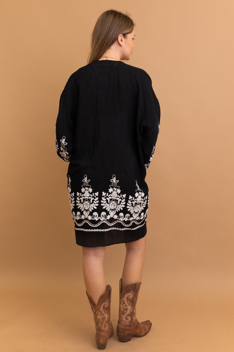 Stylish Blossom Breeze Kimono – Feminine and Trendy - NeoKira Unlimited