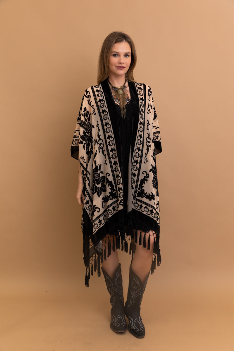 Lush Velvet Mesh Tapestry Kimono Kimono Leto Collection Black  