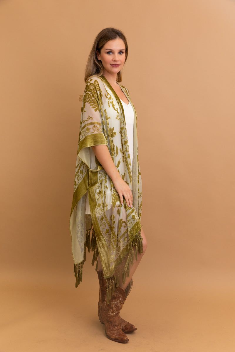 Lush Velvet Mesh Tapestry Kimono Kimono Leto Collection   