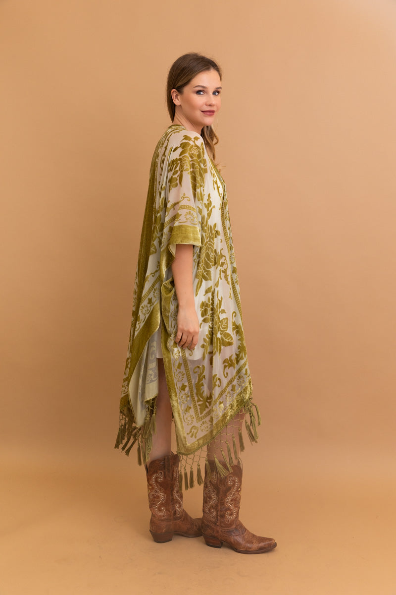 Velvet Dream Mesh Tapestry Kimono Kimono Leto Collection   