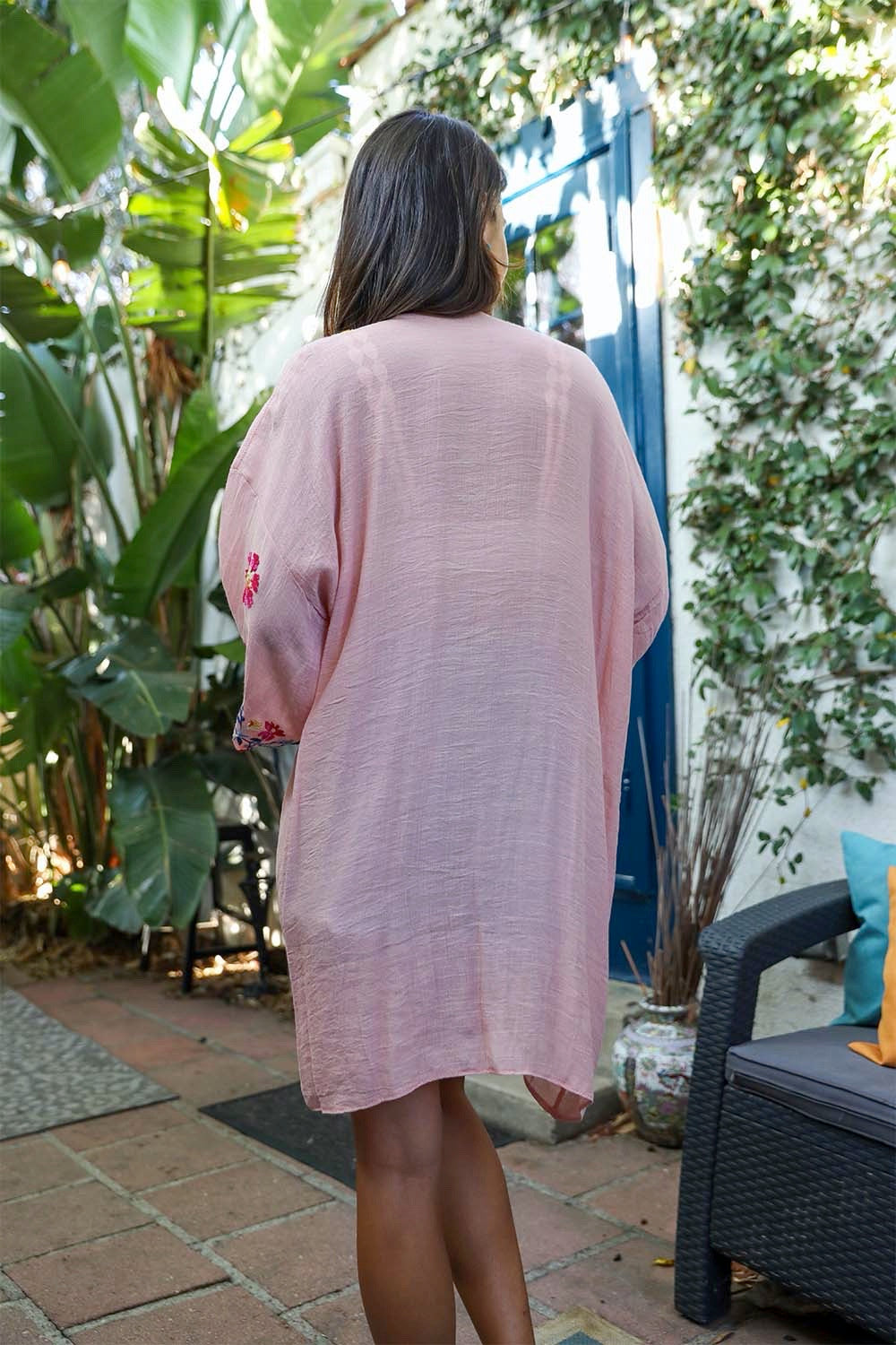 Elegant Floral Garland Kimono – Sophisticated Design - NeoKira Unlimited