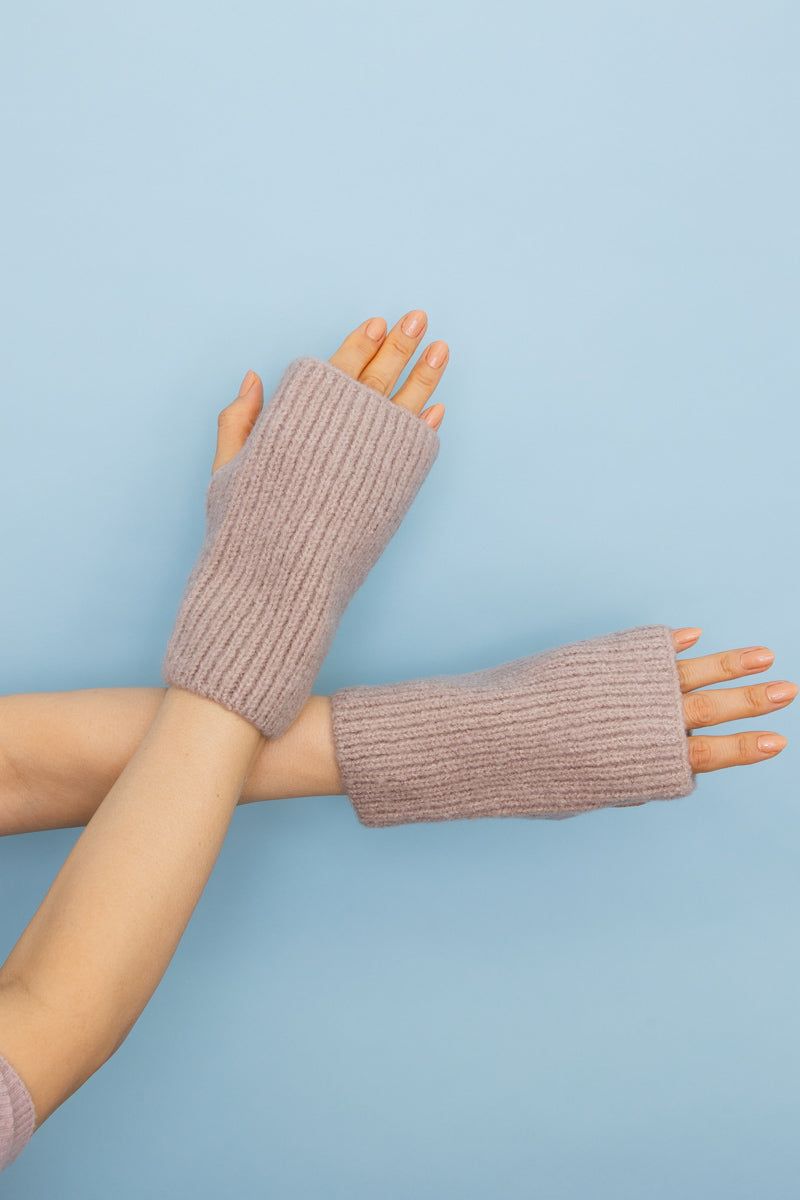 Cozy Knit Wool-Blend Touchscreen Gloves - NeoKira Unlimited