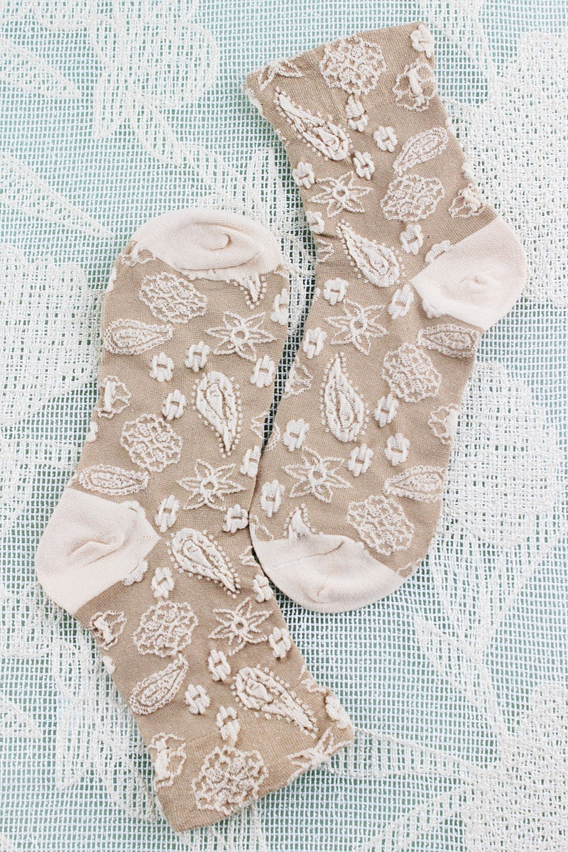 Cashew-Print Socks – Lightweight & Breathable Comfort 🌰🧦 - NeoKira Unlimited