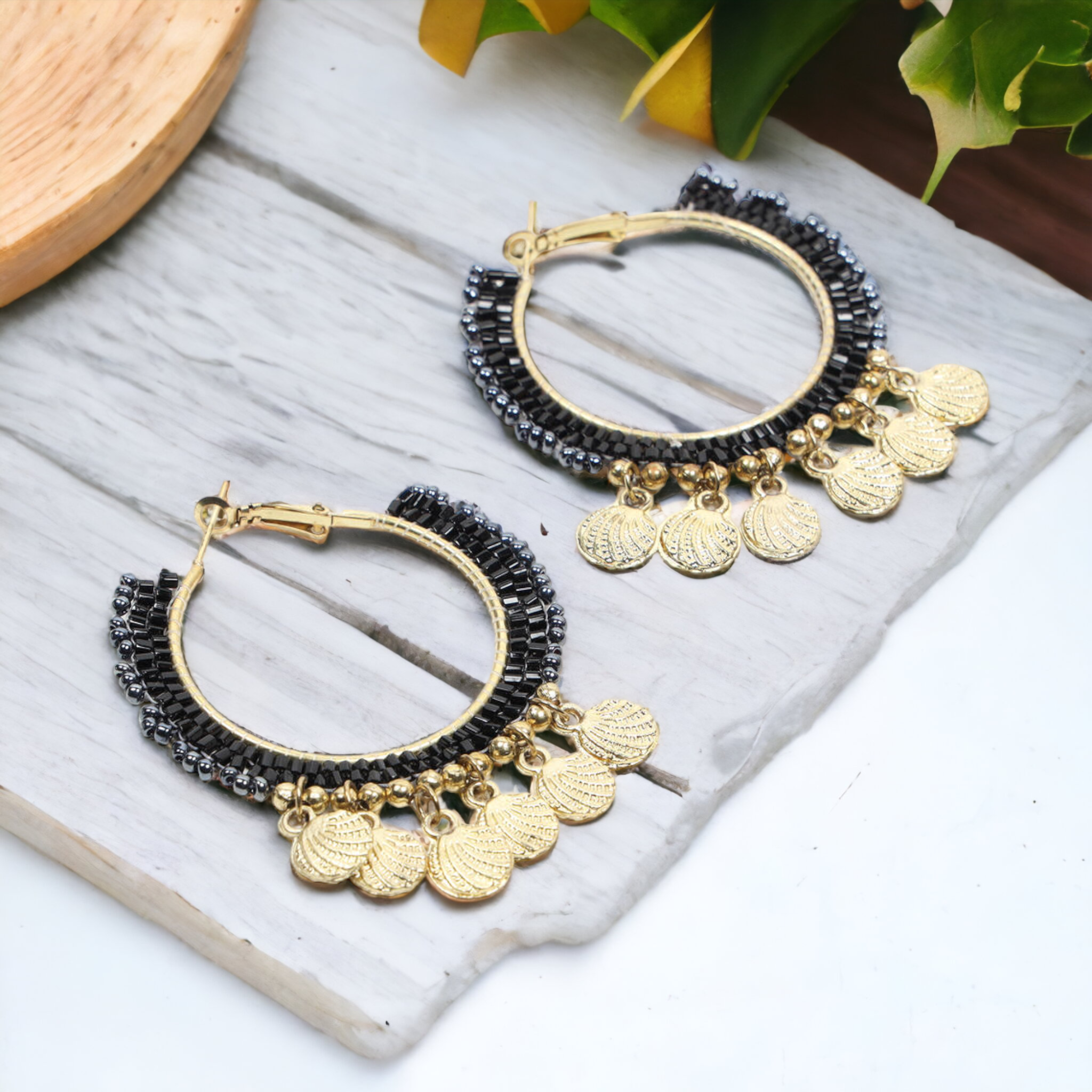 PARI Hoop Earrings NeoKira Unlimited   