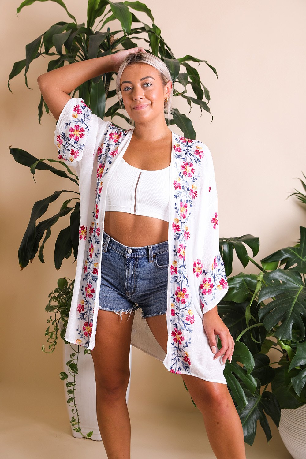 Elegant Floral Garland Kimono – Sophisticated Design - NeoKira Unlimited