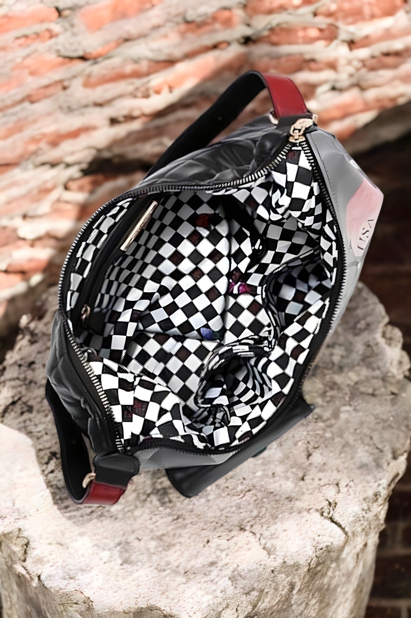 Nicole Lee USA Ciega Por Ti Shoulder Bag - NeoKira Unlimited