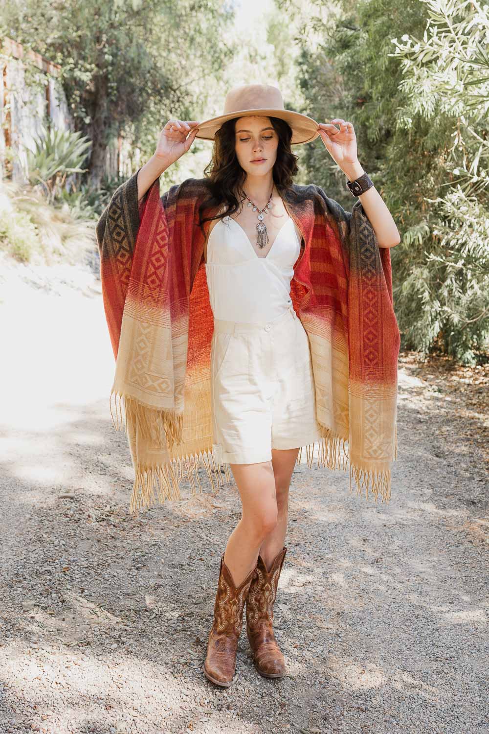 Bohemian Style Color Blend Tassel Serape - NeoKira Unlimited