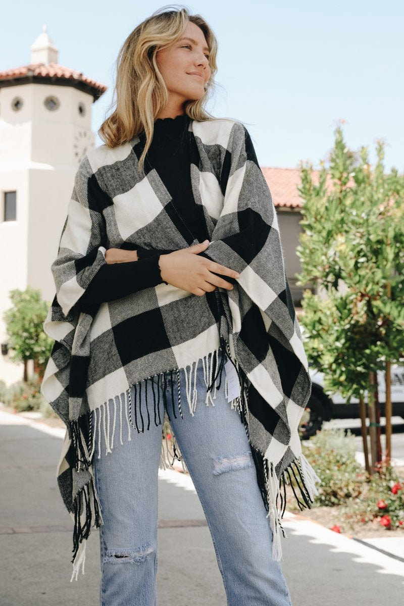 Buffalo Check Tassel Ruana Ponchos Leto Collection White Black  