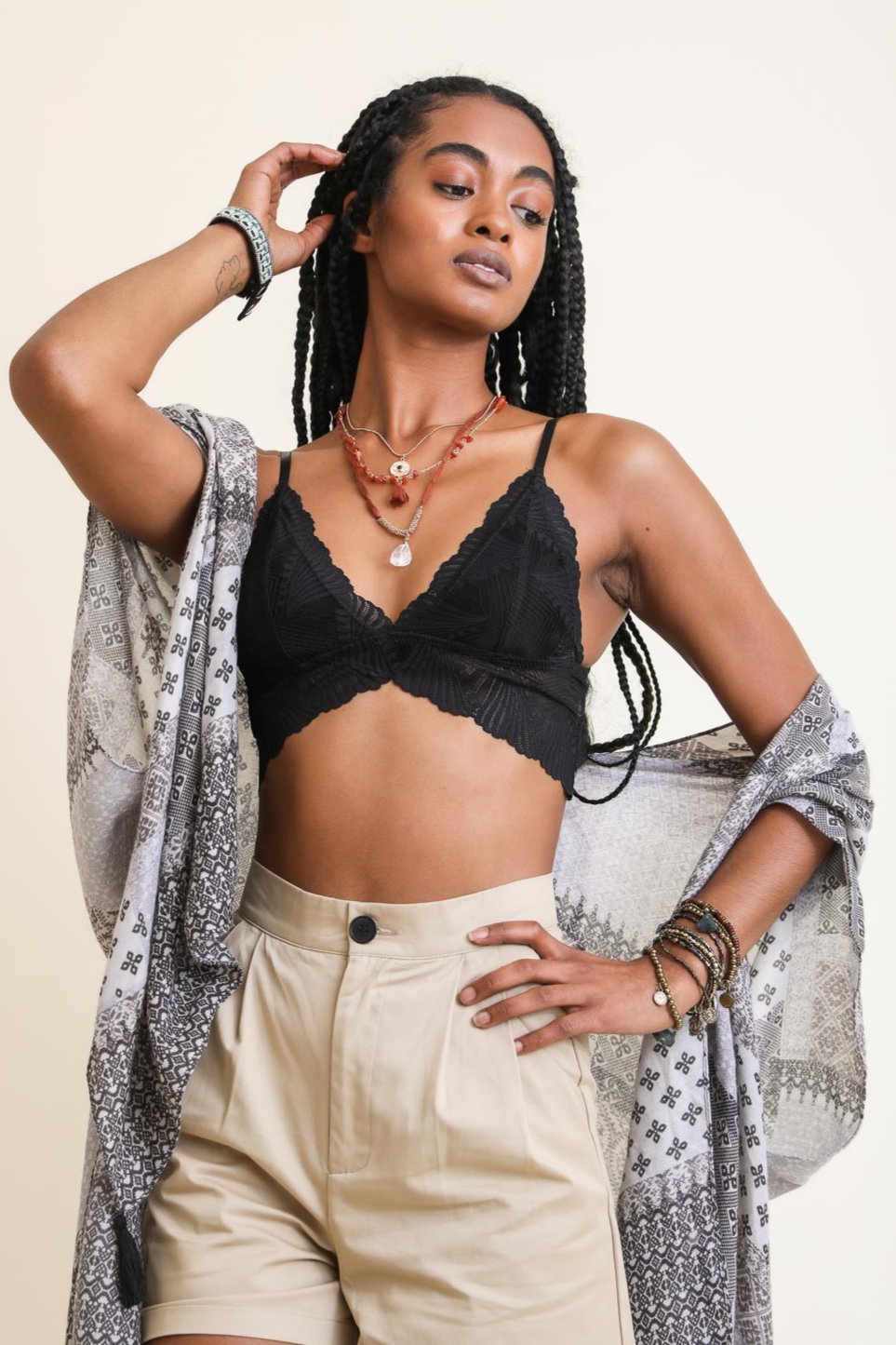 Butterfly Scallop Lace Bralette - NeoKira Unlimited