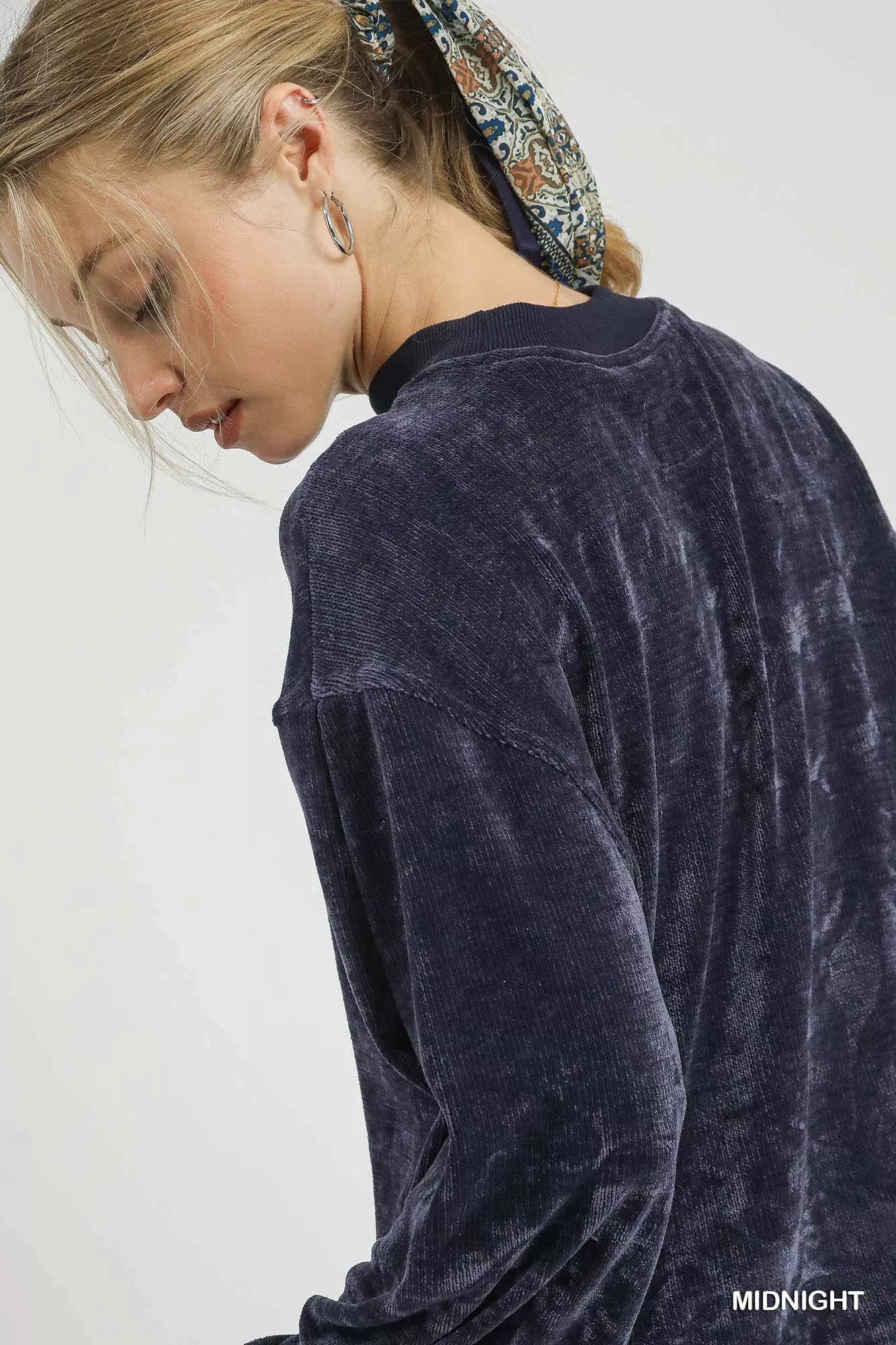 Umgee Cozy Luxe Velour Crewneck Balloon Sleeve Sweatshirt - NeoKira Unlimited