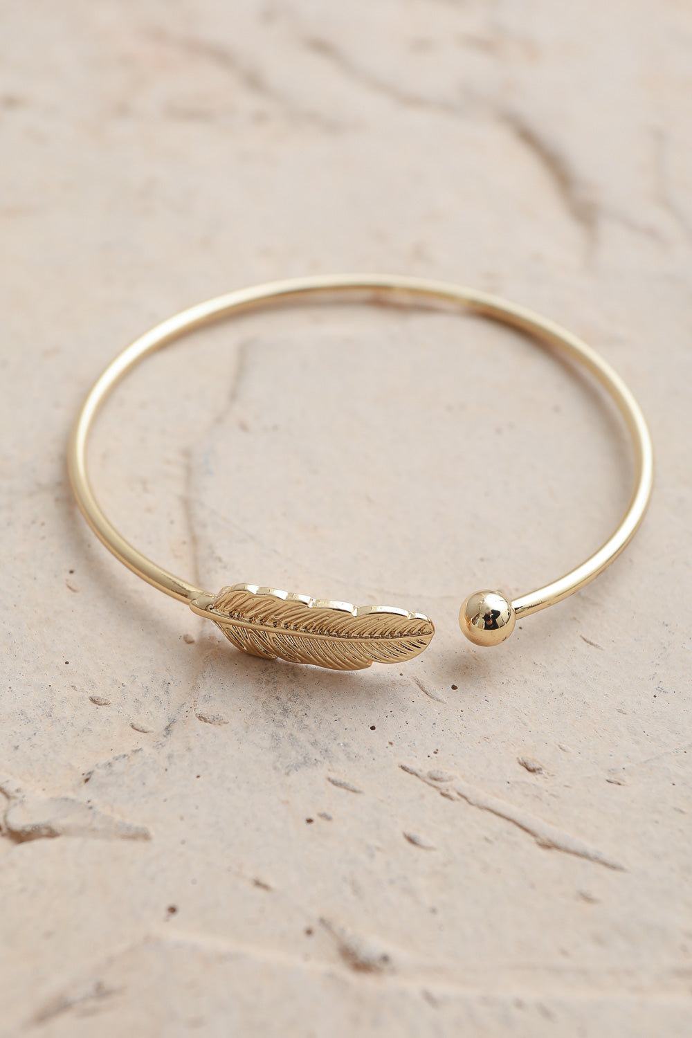 Chic Feather Cuff Bracelets Leto Collection Gold  