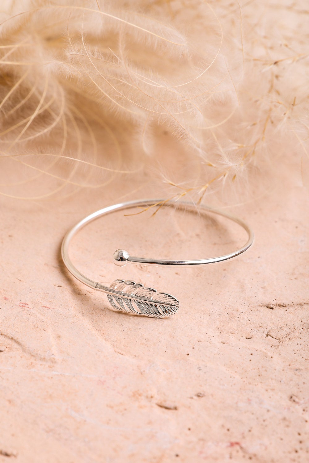 Chic Feather Cuff Bracelets Leto Collection Silver  