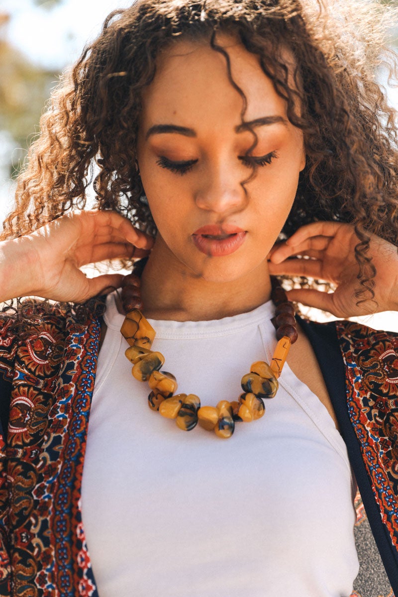 Chunky Amber Beaded Necklace - NeoKira Unlimited