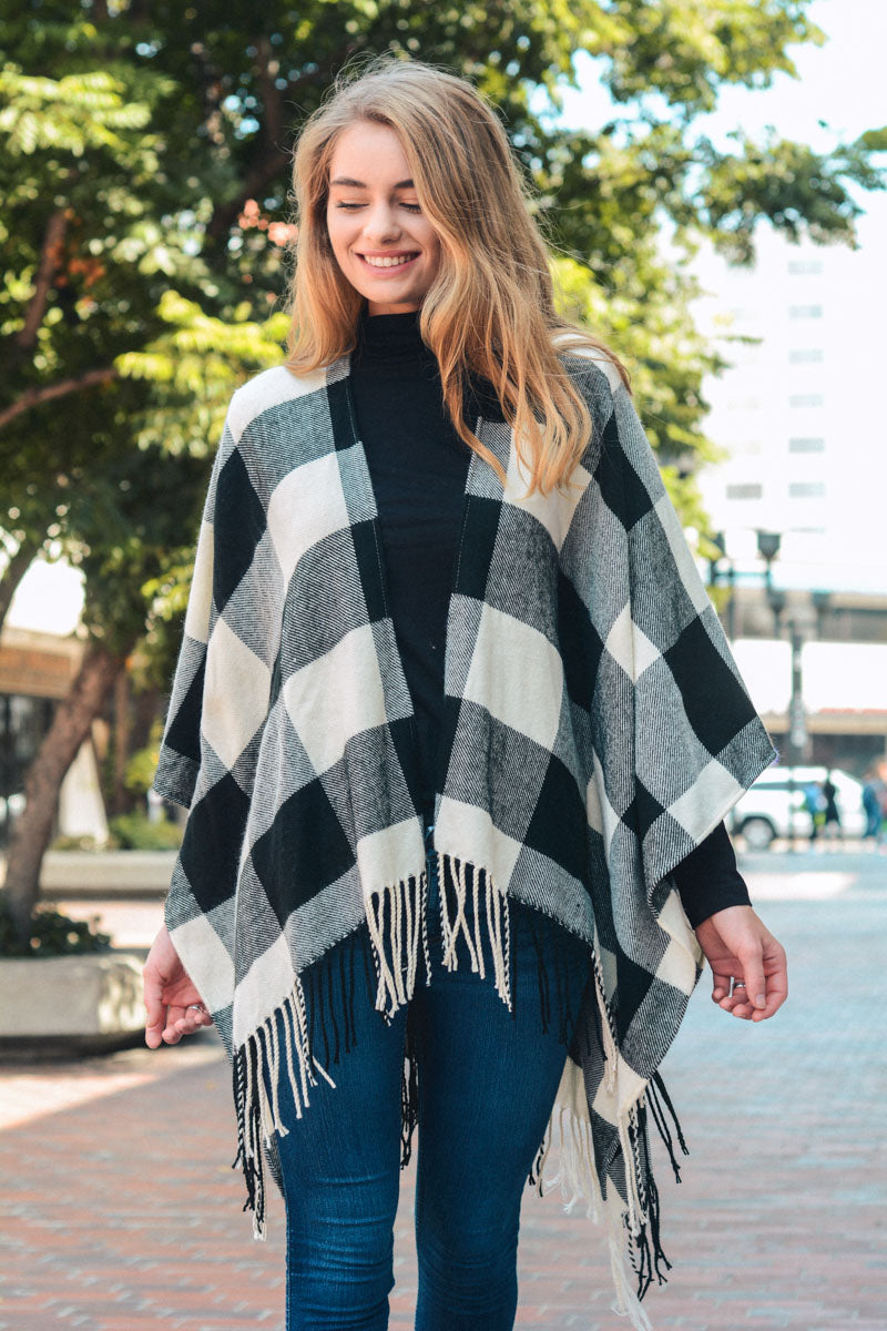 Classic Buffalo Check Tassel Ruana Ponchos Leto Collection One Size White Black 