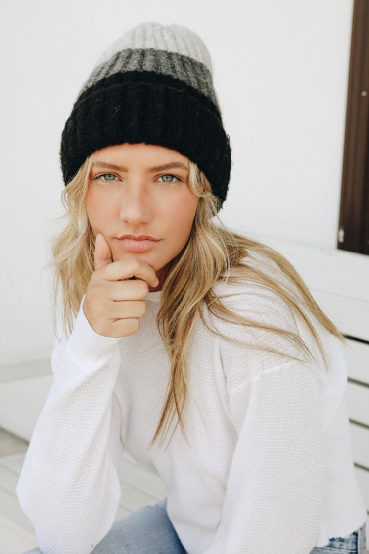 Color Block Knit Beanie - NeoKira Unlimited