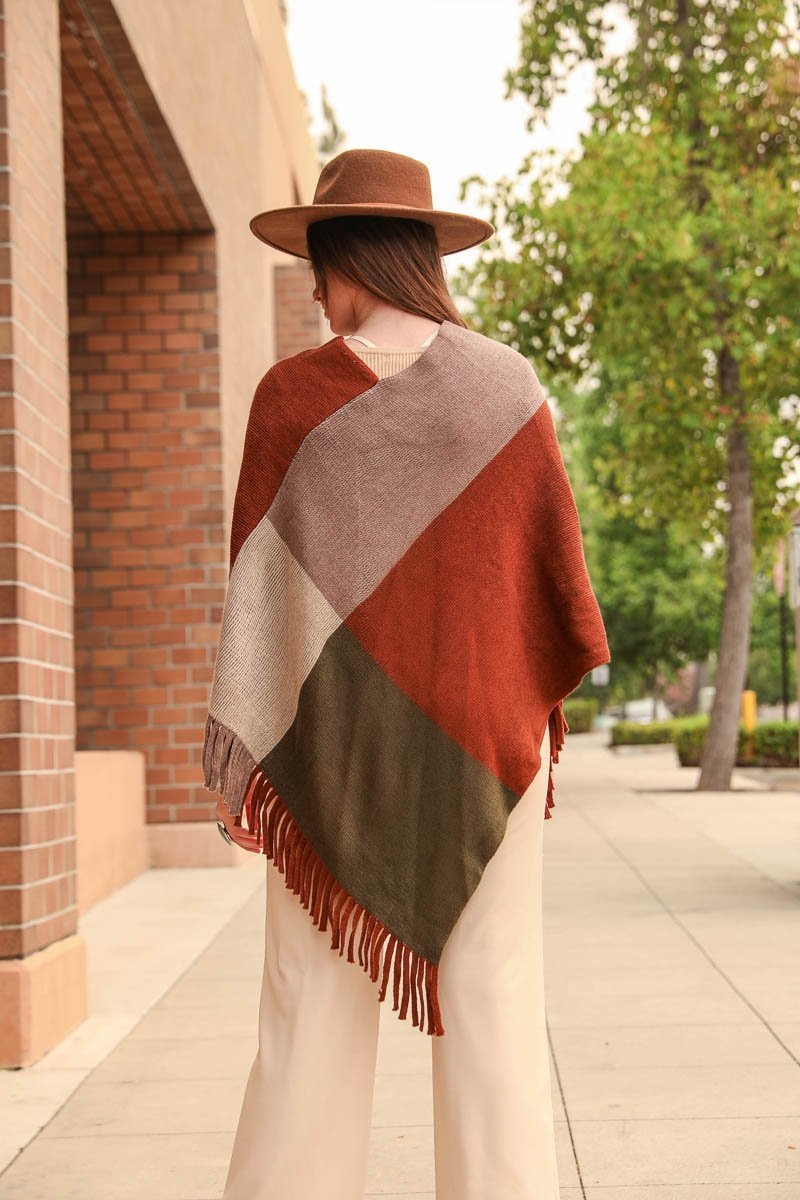 Color Block Tasseled Poncho Ponchos Leto Collection   